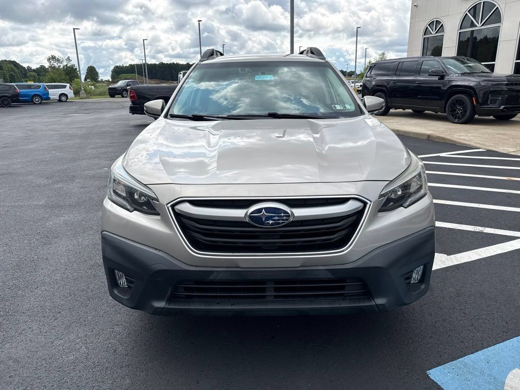 Used 2020 Subaru Outback Premium AWD/4WD image 3
