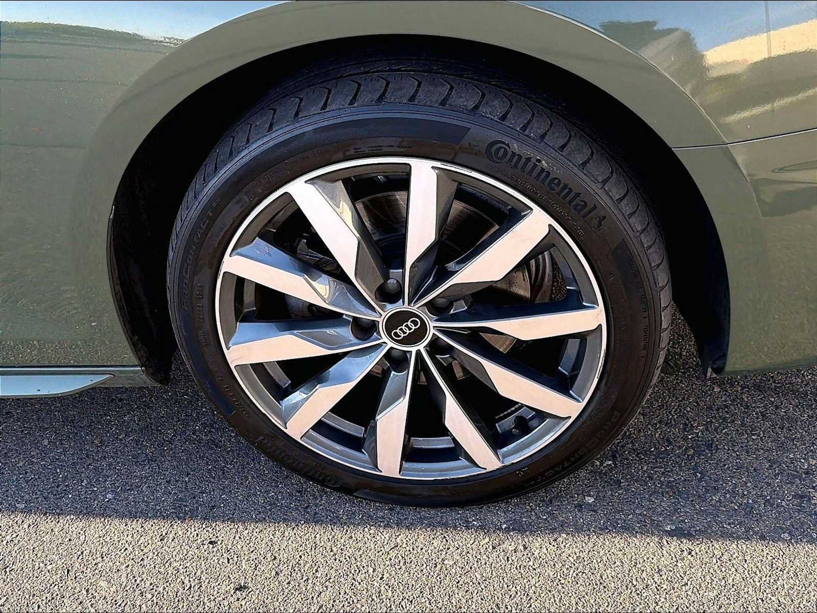 Used 2023 Audi A4 2.0T Premium Plus w/ Premium Plus Package AWD/4WD image 11