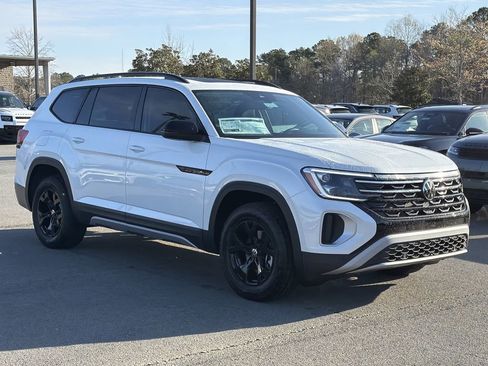 New 2026 Volkswagen Atlas Peak Edition AWD/4WD image 7
