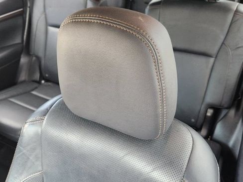 Used 2015 Toyota Highlander Limited FWD image 24