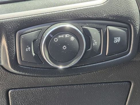 Used 2021 Ford Edge SE AWD/4WD image 9