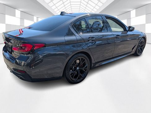 Used 2023 BMW 530i w/ M Sport Package image 7