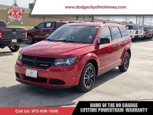 Used 2018 Dodge Journey SE w/ Popular Equipment Group image 1