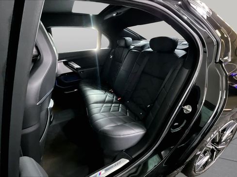 Used 2023 BMW 760i xDrive AWD/4WD image 21