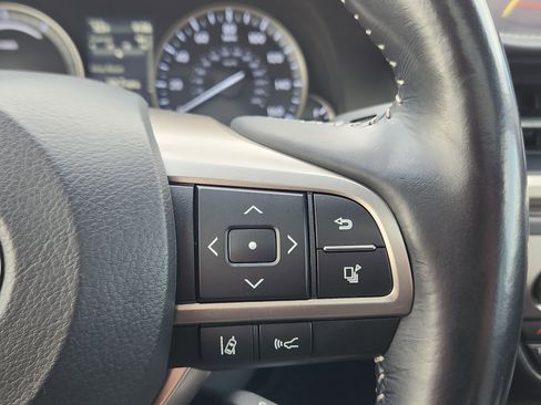 Used 2018 Lexus ES 300h image 30