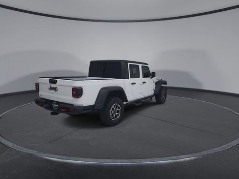 Used 2024 Jeep Gladiator Rubicon w/ Convenience Group AWD/4WD image 16