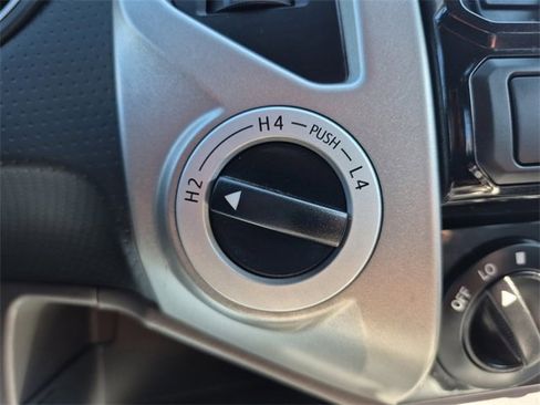 Used 2014 Toyota Tacoma 4x4 Double Cab w/ TRD Off-Road Package image 25