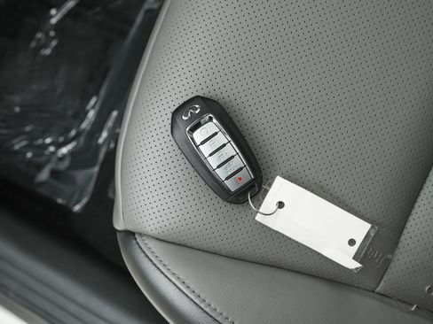 Used 2025 INFINITI QX50 Luxe image 43