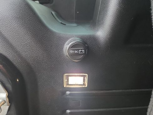 Certified 2021 Jeep Wrangler Willys image 8