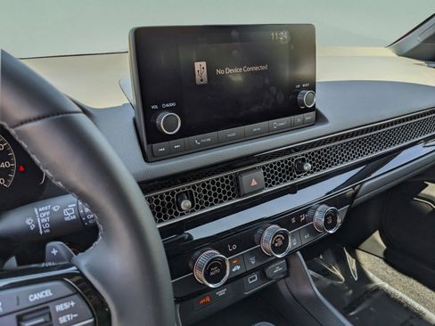 Used 2024 Honda Civic Sport image 22