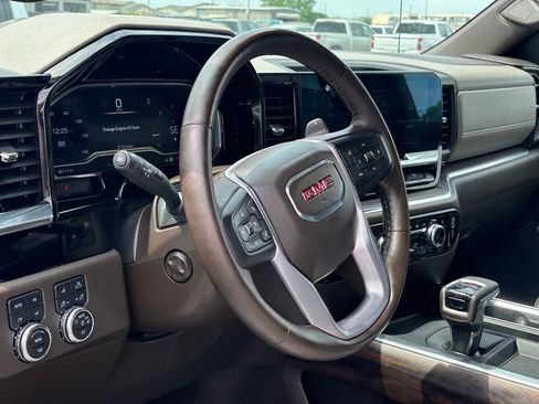 Used 2023 GMC Sierra 1500 SLT w/ SLT Premium Plus Package image 7