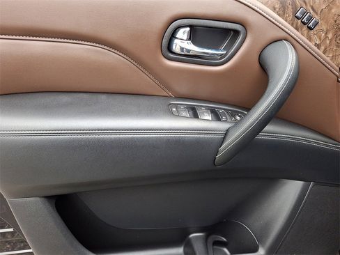 Used 2023 INFINITI QX80 Premium Select w/ Cargo Package image 14