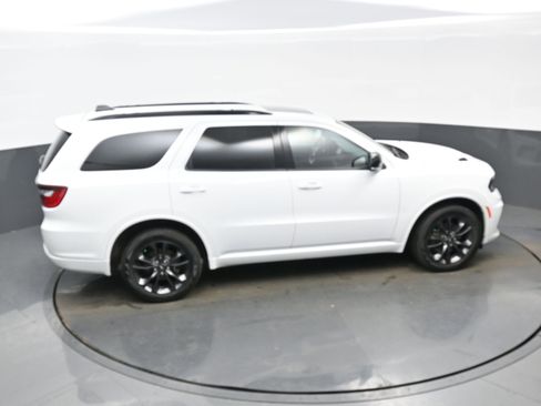 Used 2024 Dodge Durango GT image 39
