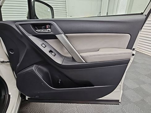 Used 2015 Subaru Forester 2.5i Limited w/ Popular Package #2 image 35