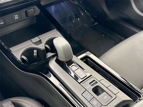 Certified 2025 Toyota Prius Plug-In Hybrid image 26