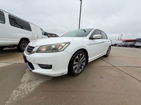 Used 2014 Honda Accord Sport image 24