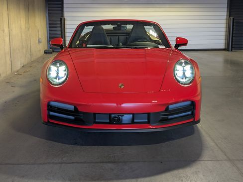 New 2026 Porsche 911 Carrera image 15