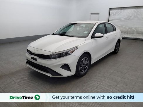 Used 2024 Kia Forte LXS image 1