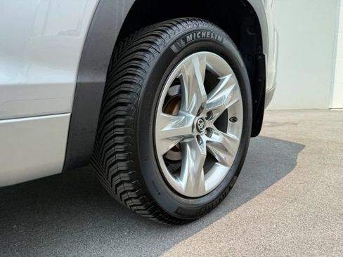 Used 2016 Toyota Highlander Limited Platinum AWD/4WD image 47