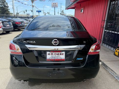 Used 2014 Nissan Altima 2.5 S FWD image 6