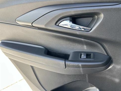 Used 2023 Chevrolet TrailBlazer RS w/ Convenience Package image 17