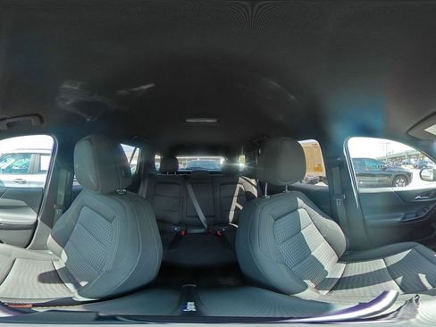 Used 2025 Chevrolet Equinox LT AWD/4WD image 37