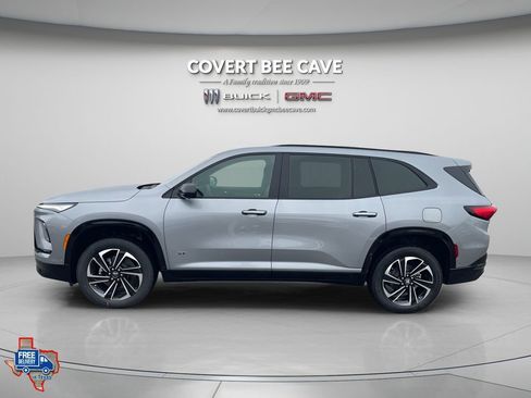 New 2025 Buick Enclave Sport Touring w/ Super Cruise Package image 5