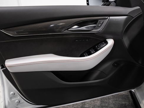 Used 2026 Cadillac CT5 V Blackwing w/ Carbon Fiber 1 Package image 34