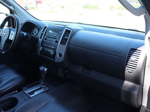 Used 2012 Nissan Xterra PRO-4X w/ Pro-4x Leather Pkg image 17