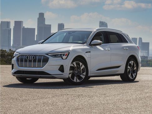 Used 2023 Audi e-tron Chronos AWD/4WD image 1