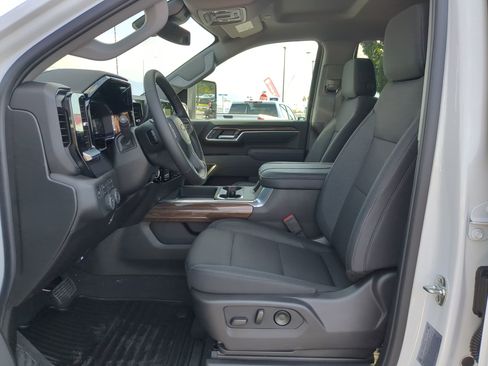 New 2026 Chevrolet Silverado 3500 LT w/ All Star Edition image 19