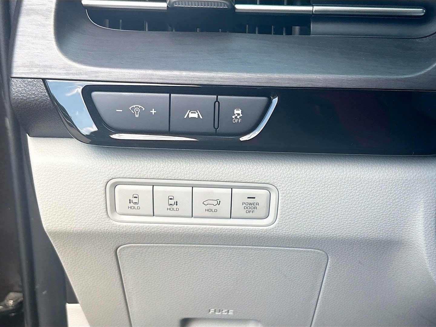 Used 2024 Kia Carnival SX FWD image 10