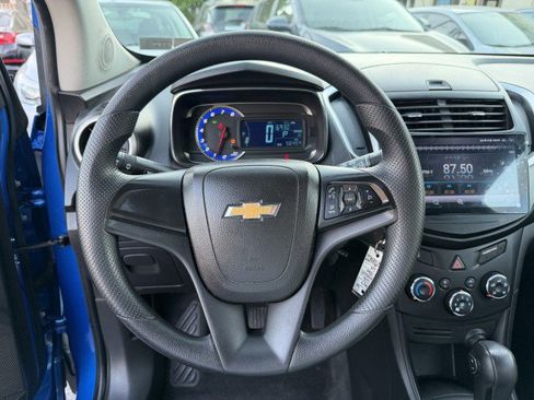 Used 2016 Chevrolet Trax LS FWD image 19