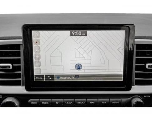 Used 2023 Hyundai Venue Limited image 15