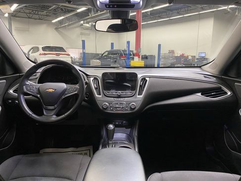 Used 2020 Chevrolet Malibu RS w/ LPO, Convenience Package 2 image 18