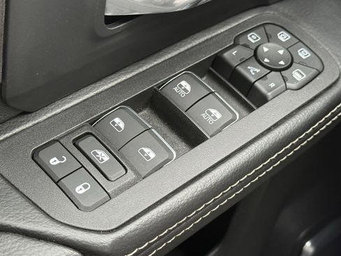 Used 2025 RAM 2500 Laramie image 26