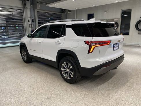 Certified 2025 Chevrolet Equinox LT w/ Convenience Package II image 10