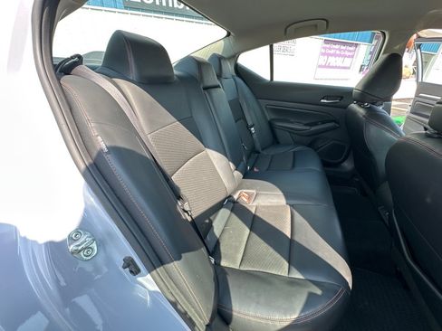 Used 2024 Nissan Altima 2.5 SR FWD image 18