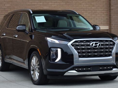 Used 2020 Hyundai Palisade Limited FWD image 6