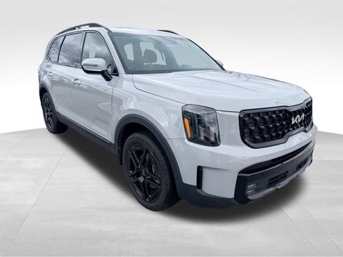 Used 2024 Kia Telluride SX Prestige X-Line image 3