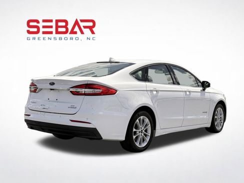 Used 2019 Ford Fusion SE FWD image 6