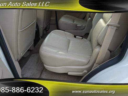 Used 2014 Cadillac Escalade Premium RWD image 16