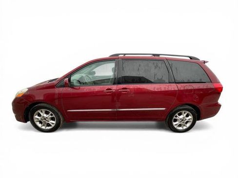 Used 2006 Toyota Sienna XLE Limited image 2