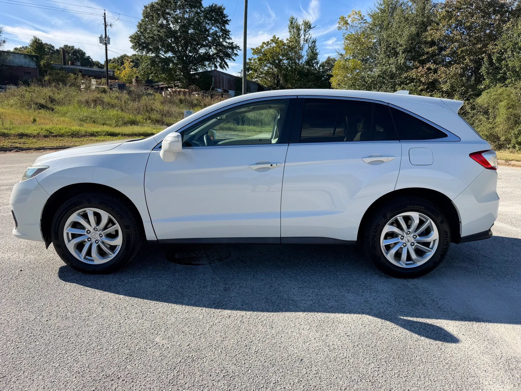 Used 2016 Acura RDX FWD image 2