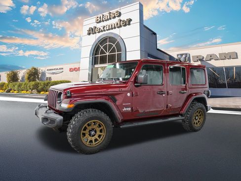 Used 2022 Jeep Wrangler Unlimited Sahara w/ LED Lighting Group image 8