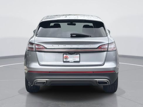 Used 2023 Lincoln Nautilus Reserve image 4