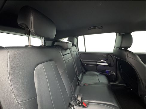 Used 2023 Mercedes-Benz EQB 300 4MATIC w/ Exclusive Package image 26