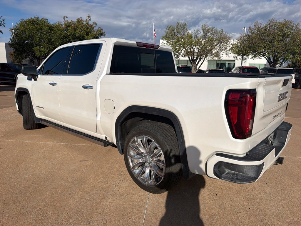 Used 2023 GMC Sierra 1500 Denali w/ Denali Reserve Package AWD/4WD image 2