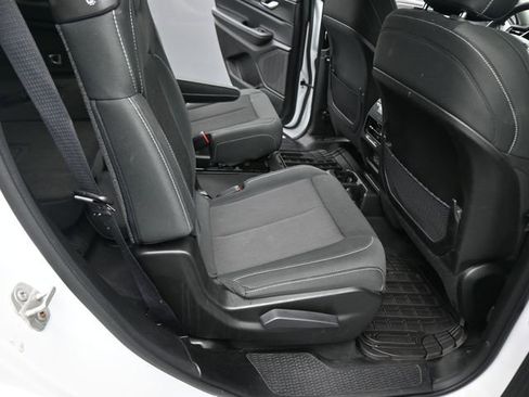 Used 2023 Jeep Grand Cherokee L Laredo RWD image 27