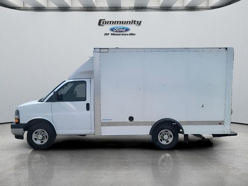 Used 2023 Chevrolet Express 3500 w/ Power Convenience Package image 5